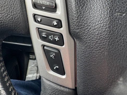 Used 2021 Nissan Titan SV w/ SV Convenience Package AWD/4WD image 19