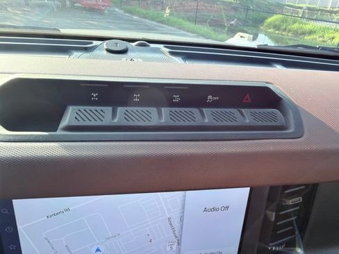 Used 2024 Ford Bronco Outer Banks w/ Sasquatch Package AWD/4WD image 18