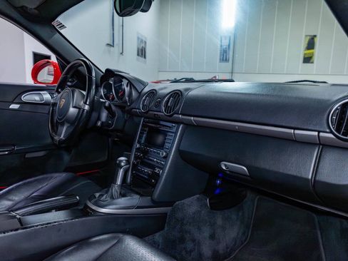 Used 2010 Porsche Cayman RWD image 27