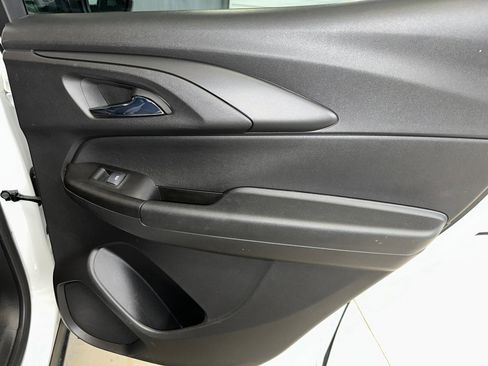 Certified 2023 Chevrolet TrailBlazer LT w/ LPO, Blackout Package image 25