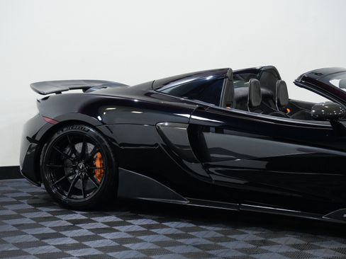 Used 2020 McLaren 600LT Spider RWD image 15