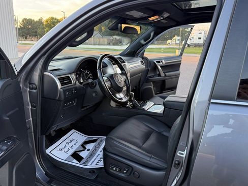 Used 2021 Lexus GX 460 Premium image 19