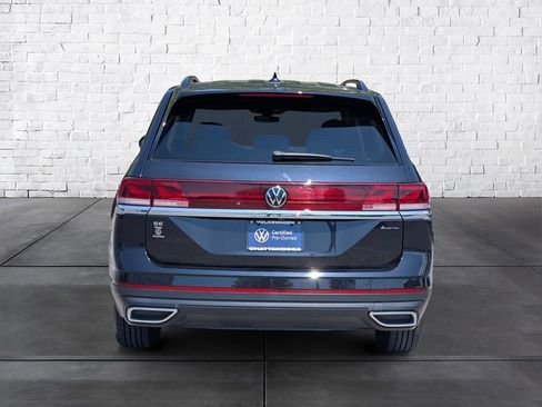 Certified 2024 Volkswagen Atlas SE AWD/4WD image 6