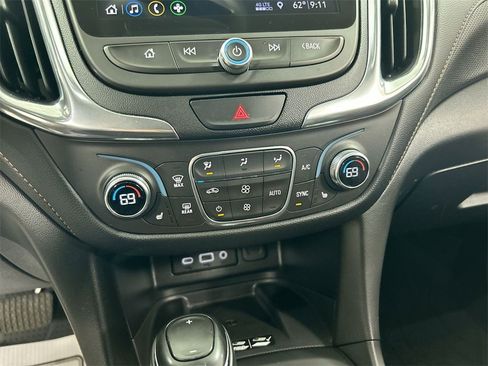 Used 2019 Chevrolet Equinox Premier w/ LPO, Floor Liner Package image 16