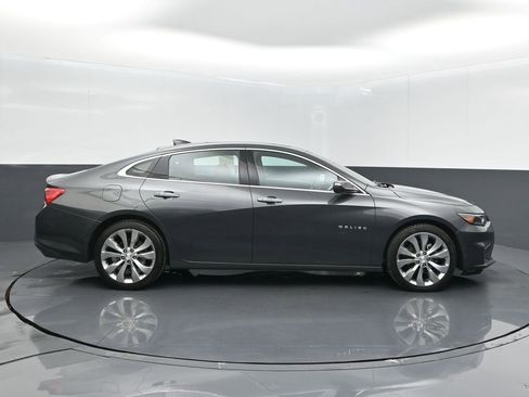 Used 2017 Chevrolet Malibu Premier w/ Premier Sun and Wheel Package image 25