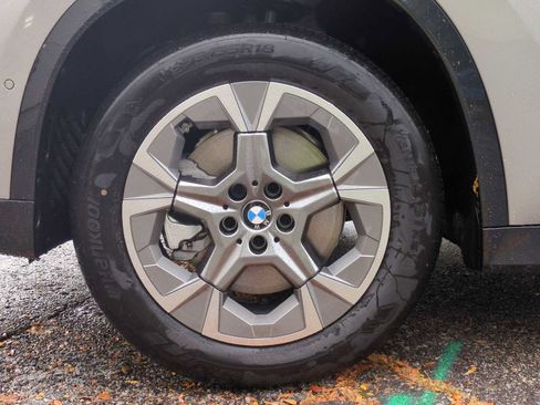 New 2026 BMW X1 xDrive28i w/ Technology Package image 14