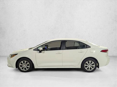Certified 2026 Toyota Corolla LE FWD image 5