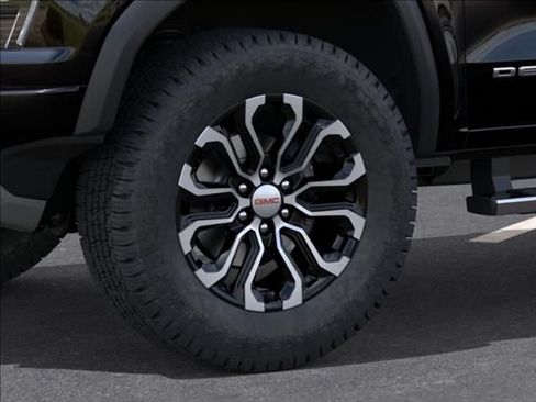 New 2026 GMC Canyon Denali AWD/4WD image 9