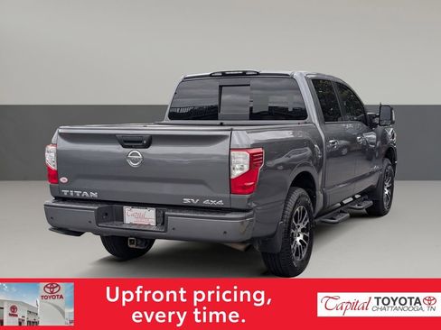 Used 2021 Nissan Titan SV w/ SV Convenience Package AWD/4WD image 7