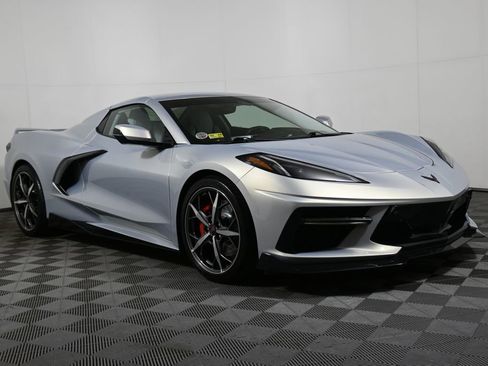 Used 2021 Chevrolet Corvette Stingray Premium Conv w/ Z51 Performance Package image 8