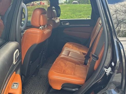 Used 2018 Jeep Grand Cherokee SRT AWD/4WD image 13