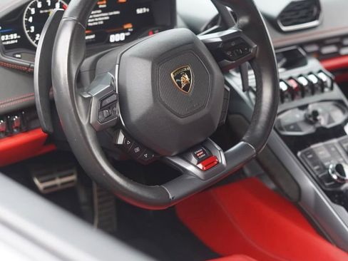 Used 2015 Lamborghini Huracan LP 610-4 image 10