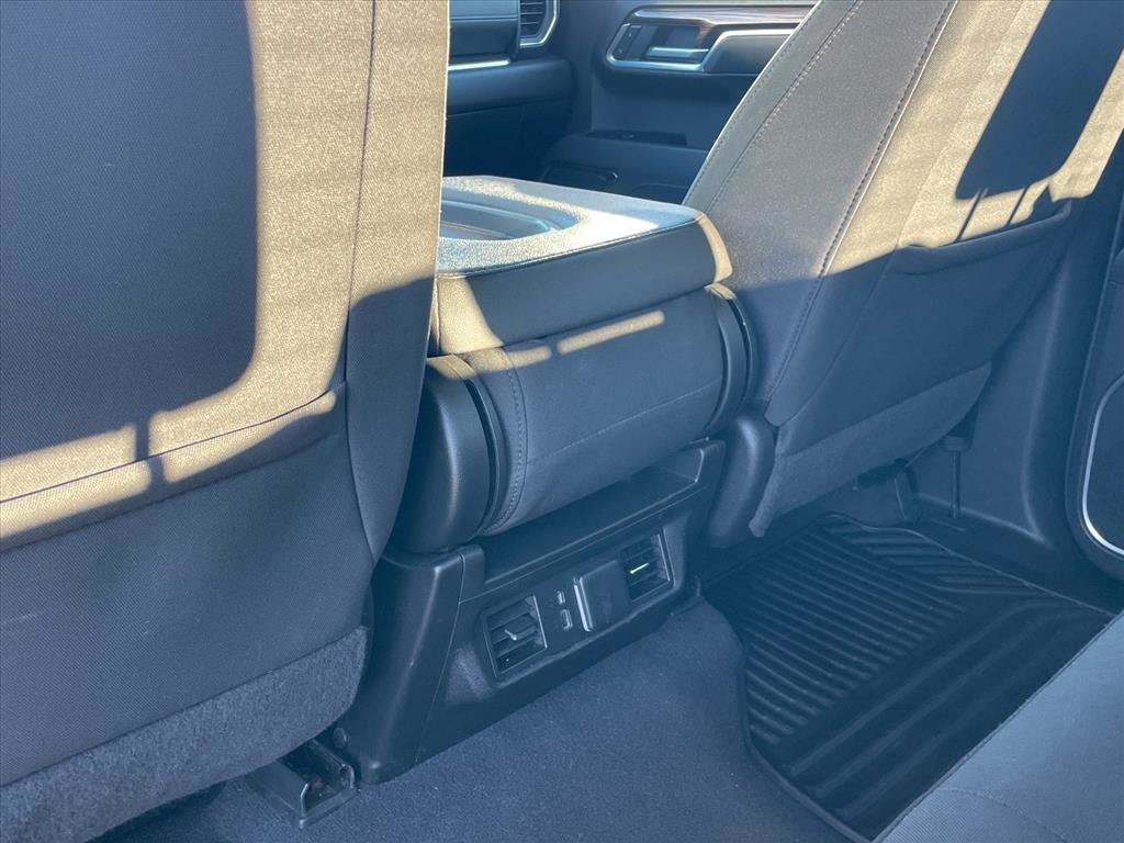 Used 2022 Chevrolet Silverado 1500 LT AWD/4WD image 23