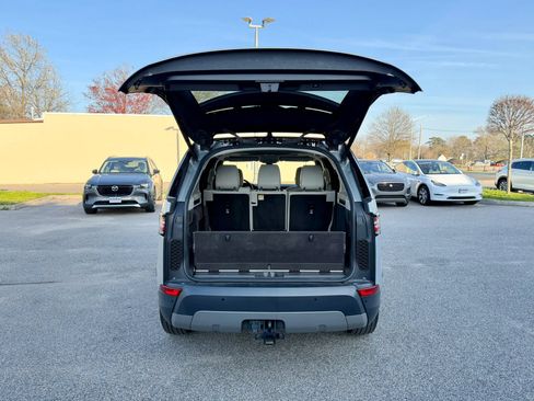 Used 2019 Land Rover Discovery HSE AWD/4WD image 9