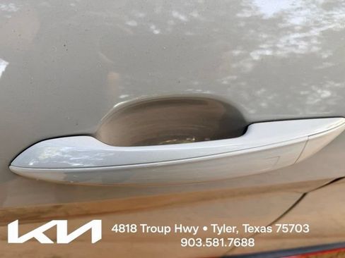 Used 2022 Hyundai Elantra N w/ Preferred Accessory Package FWD image 6