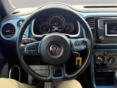 Used 2017 Volkswagen Beetle 1.8T S image 19