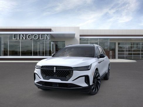 New 2026 Lincoln Nautilus Reserve AWD/4WD image 2