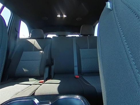 New 2025 GMC Acadia Elevation image 28