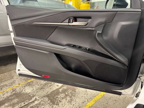 Used 2025 Toyota Camry LE image 20