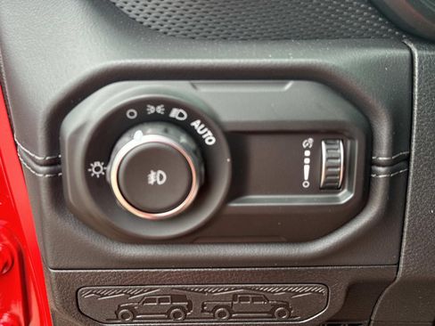 New 2026 Jeep Wrangler Unlimited Rubicon AWD/4WD image 20