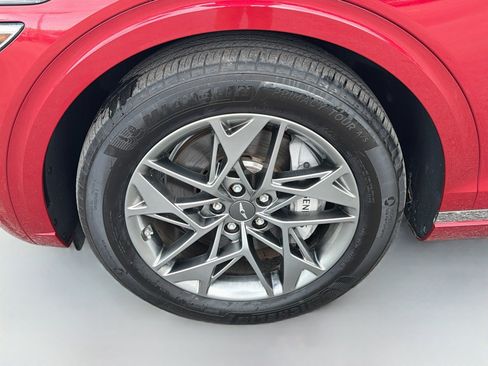 Used 2025 Genesis GV70 2.5T AWD/4WD image 41