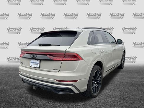 Used 2022 Audi Q8 Prestige image 10