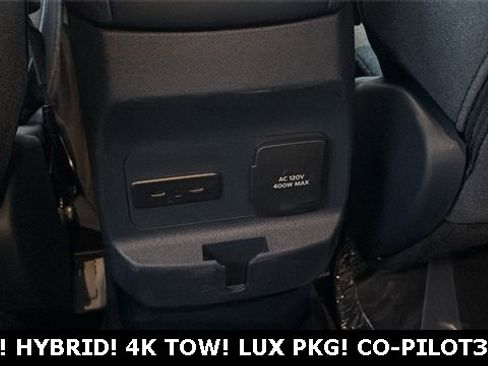 New 2025 Ford Maverick XLT w/ Equipment Group 301A image 23