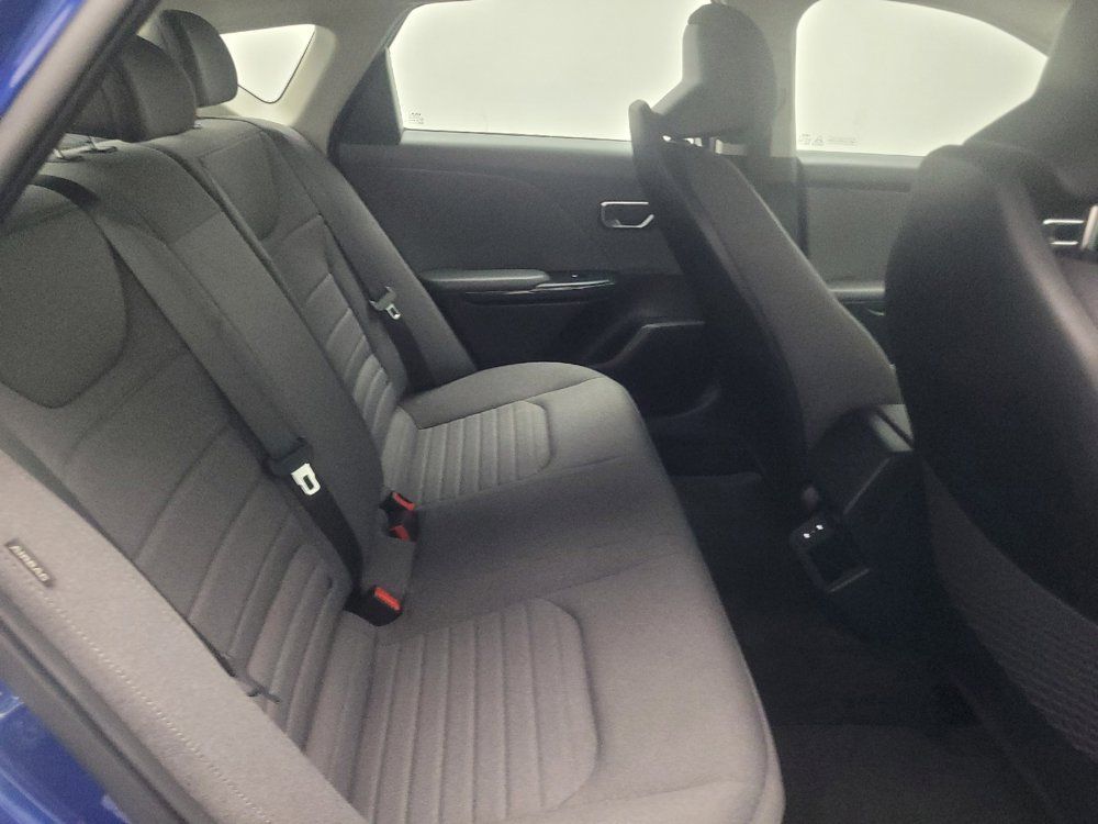 Used 2025 Kia K4 EX FWD image 19