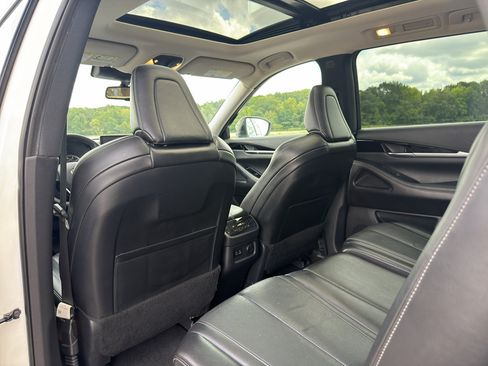 Used 2022 INFINITI QX60 Pure FWD image 11