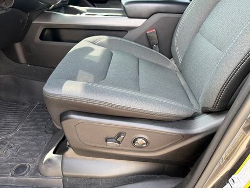 Used 2022 RAM 1500 Big Horn AWD/4WD image 5