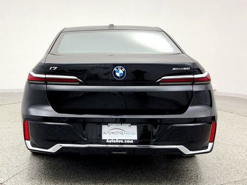 Used 2024 BMW i7 xDrive60 w/ Executive Package image 6
