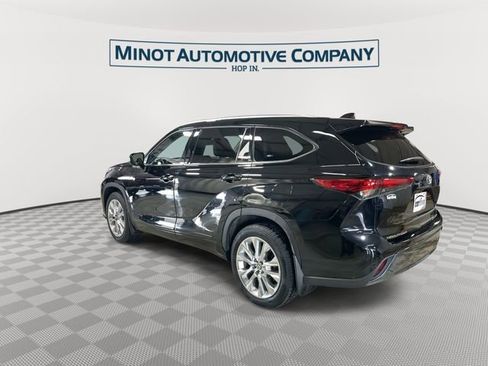 Used 2021 Toyota Highlander Limited AWD/4WD image 6
