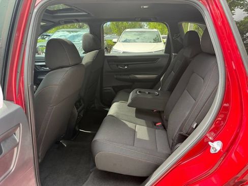 Used 2025 Honda CR-V Sport image 14