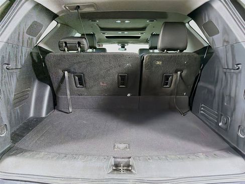 Used 2020 Chevrolet Traverse RS w/ LPO, Floor Liner Package AWD/4WD image 14