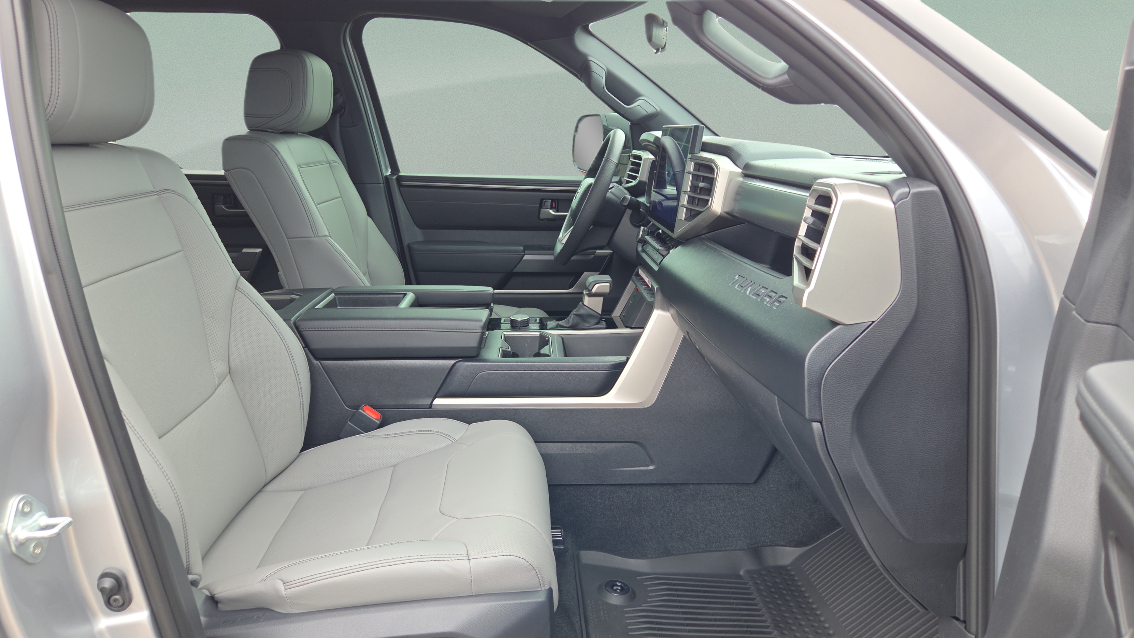 Certified 2026 Toyota Tundra SR5 w/ SR5 Premium Package AWD/4WD image 20