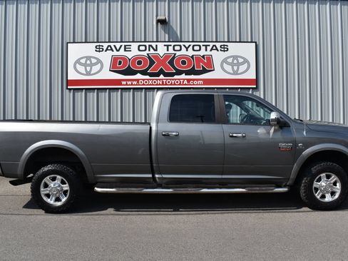 Used 2012 RAM 2500 Laramie w/ Cold Weather Group AWD/4WD image 8