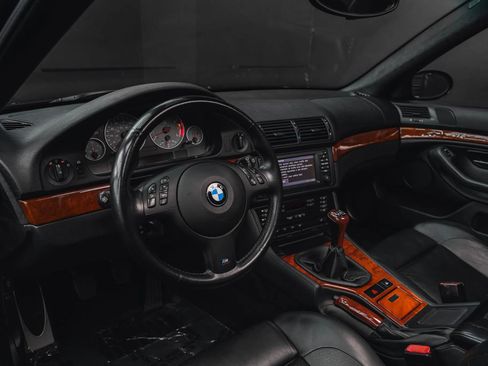 Used 2003 BMW M5 image 34