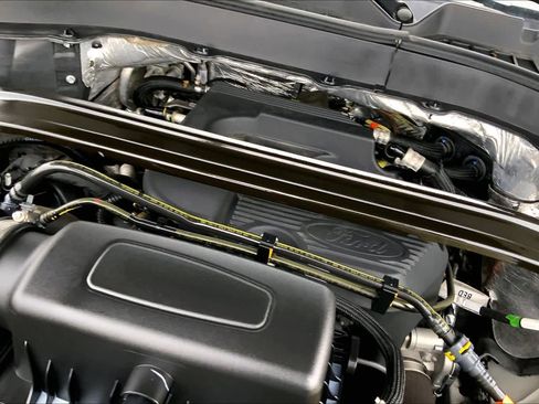 Used 2020 Ford Explorer Limited image 28