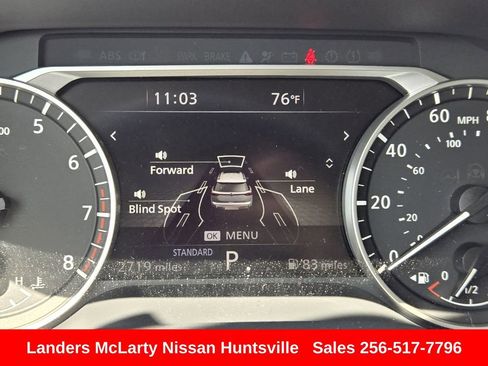 Used 2025 Nissan Pathfinder SL w/ SL Premium Package FWD image 29