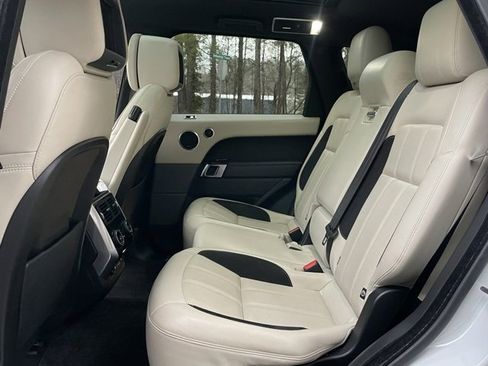 Used 2019 Land Rover Range Rover Sport Supercharged image 14