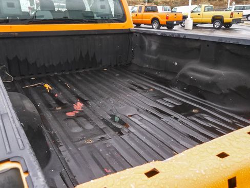 Used 2012 Ford F250 XL w/ Camper Pkg RWD image 19