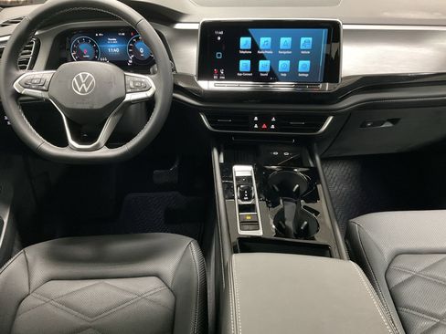 New 2026 Volkswagen Atlas Cross Sport SE AWD/4WD image 12