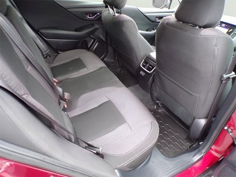 Used 2022 Subaru Outback Premium image 14