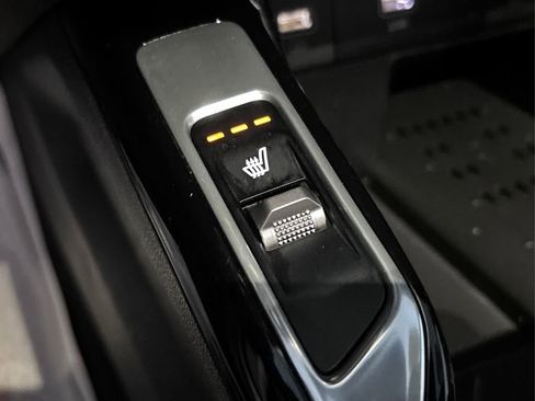 Certified 2022 Kia Sorento SX image 33