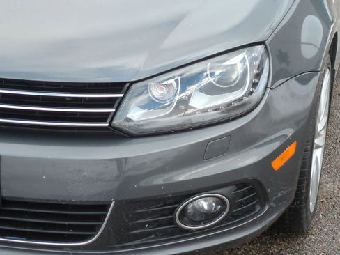 Used 2013 Volkswagen Eos Executive image 11