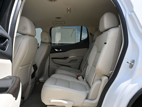 Used 2023 GMC Acadia Denali AWD/4WD image 20