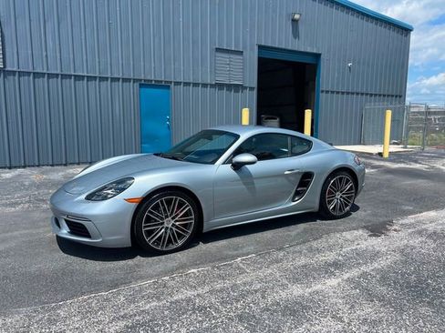 Used 2021 Porsche 718 Cayman S RWD image 84