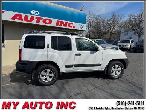 Used 2012 Nissan Xterra S image 3