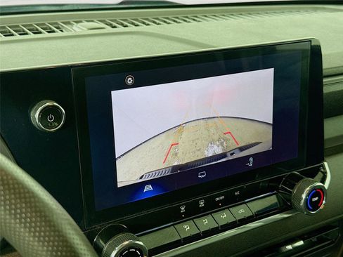 Used 2024 Chevrolet Colorado Trail Boss w/ Advanced Trailering Package image 14