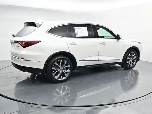 Used 2024 Acura MDX SH-AWD w/ Technology Package image 10